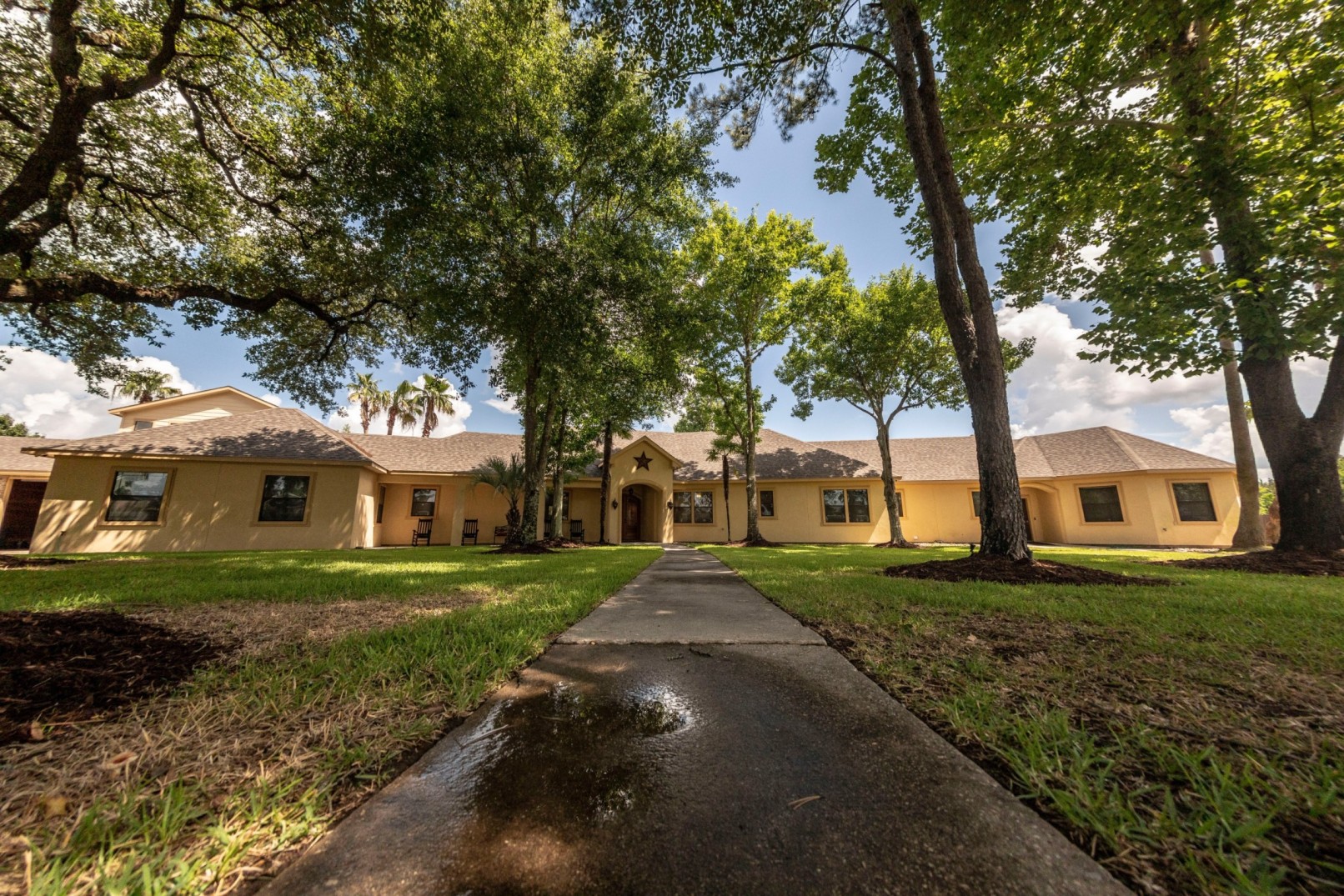 Valiente Senior Living