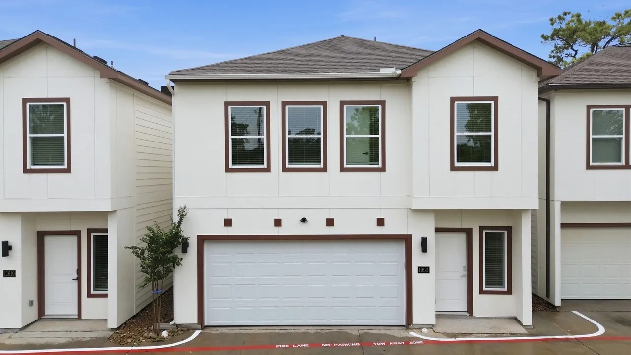 Waldemar Drive House